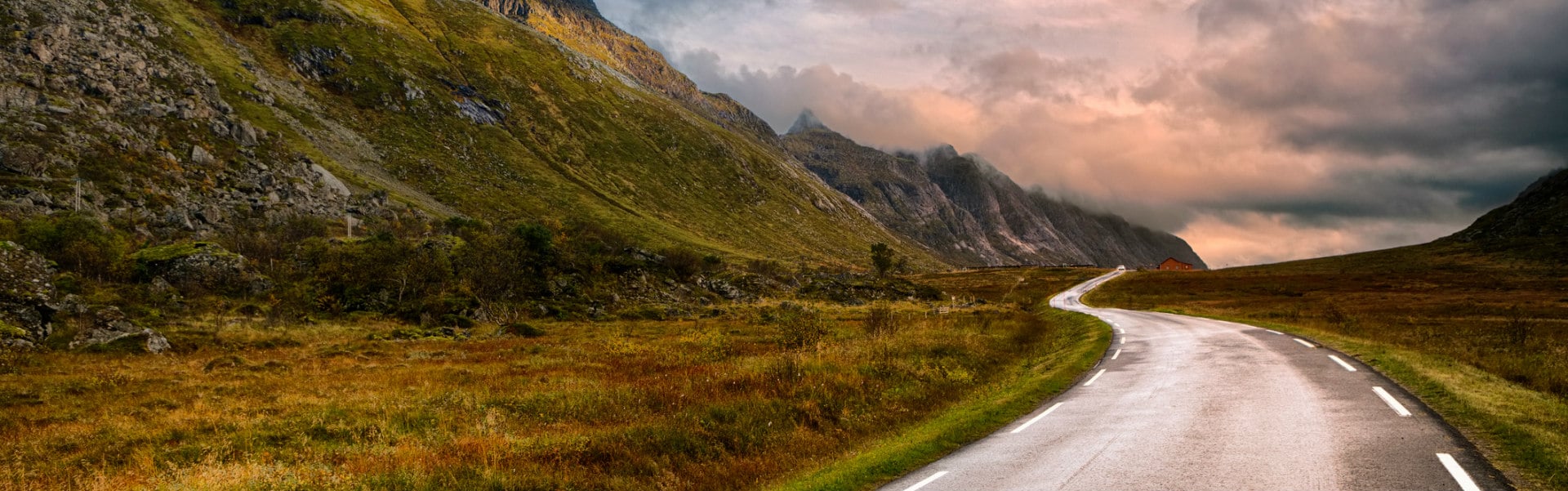 kanyargós út a hegyek között